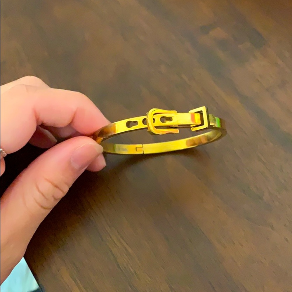 Gold belt bracelet